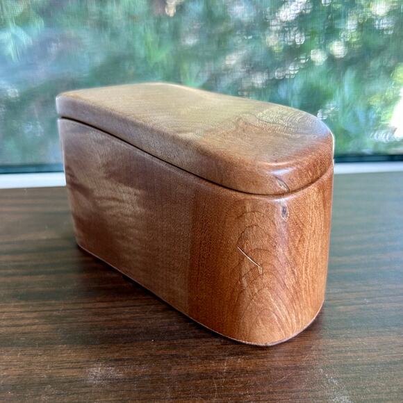 Handcrafted Curly Maple Wooden Lidded Trinket Box Artisan Signed 1987 - Picture 10 of 13